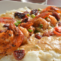 SHRIMP & GRITS